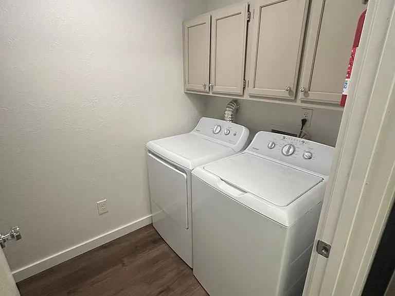 19 Colorado Ave — Photo 23