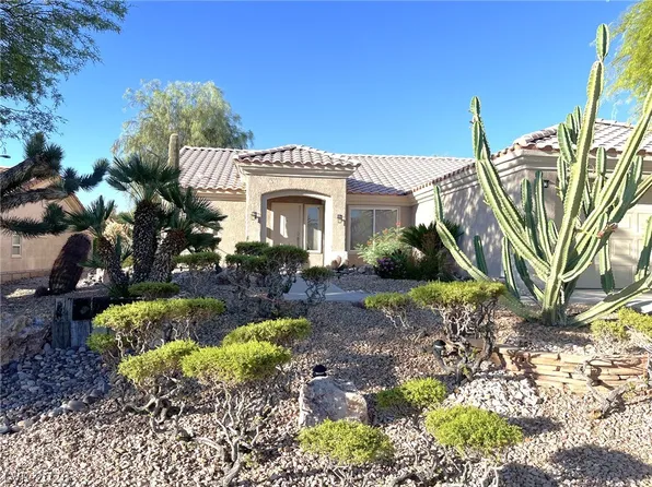 10133 Crescent Creek Dr, Las Vegas, NV 89134
