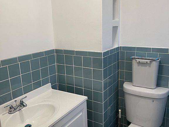 3rd image of 63-08 136th St Floor 2