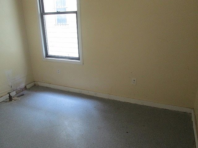 Additional Living Room
