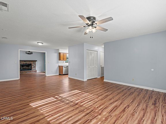 5th image of 11 Wiggins Rd