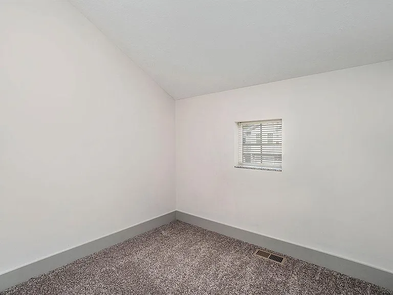 Adams Ridge — Photo 16