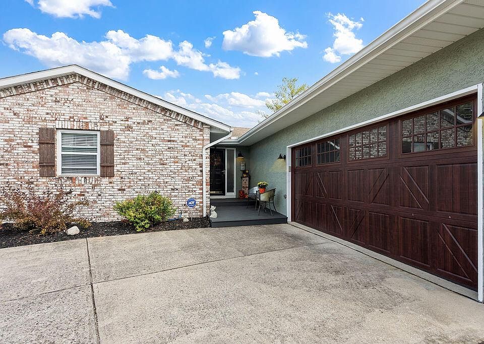 1st image of 6320 Beaver Lake Dr