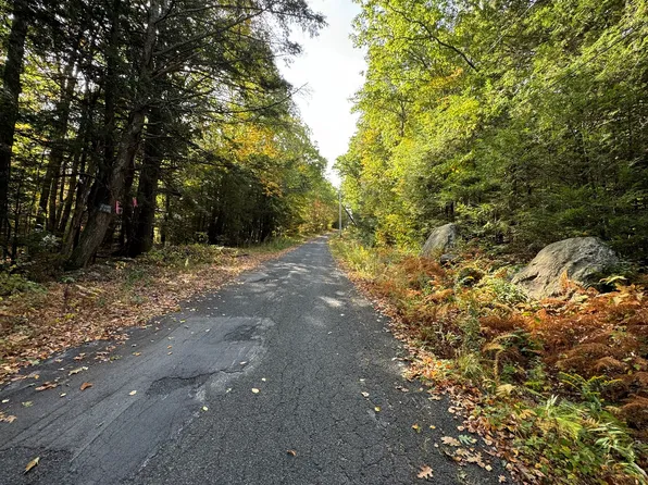 29-29 Ladd Rd #31, Sturbridge, MA 01566