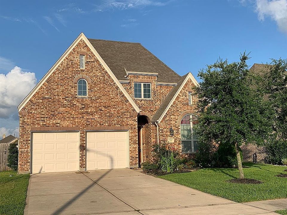 1st image of 723 Mercer Falls Ln