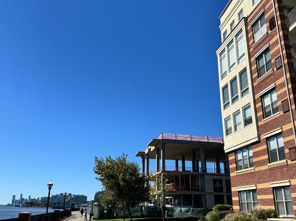 26 Avenue image 13 of 15