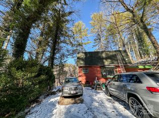 1581 Panther Crk, Almond, NC 28702