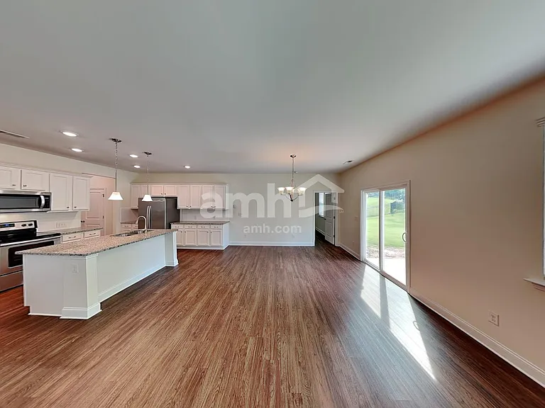 6177 Rosemore Ln — Photo 4
