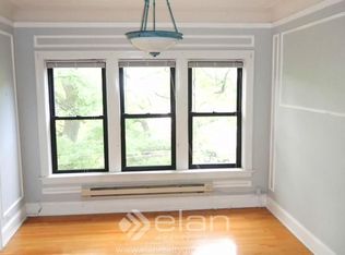 1321 Oak Ave APT 3A, Evanston, IL 60201