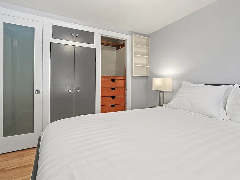 2nd bedroom, all built in closets.