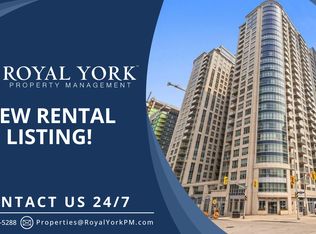195 Besserer St #2702, Ottawa, ON K1N0B6