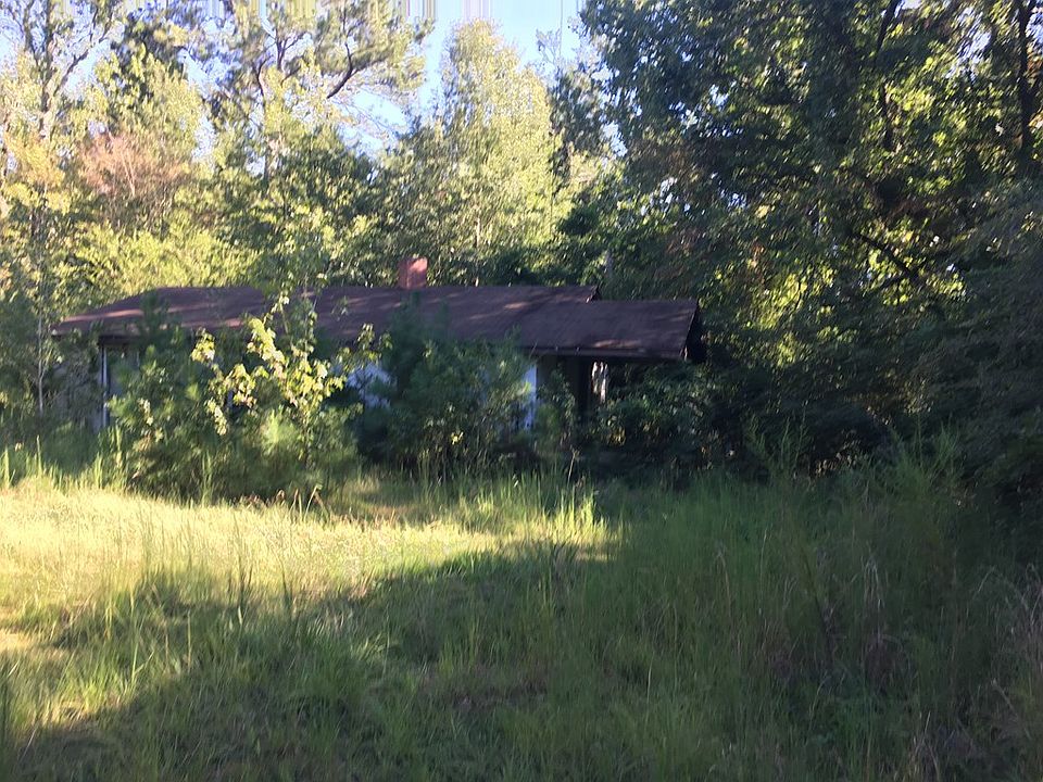 2nd image of 1895 Wrightsboro Rd