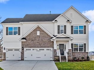 702 Fairmile Dr, Greensboro, NC 27455