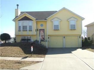1840 Current St, Liberty, MO 64068