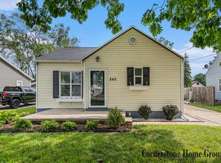 242 Bellevue St SW, Wyoming, MI 49548