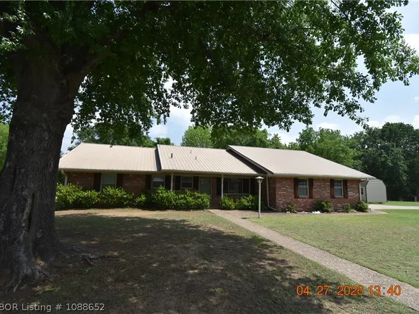 57 Redwood Cir, Sallisaw, OK 74955