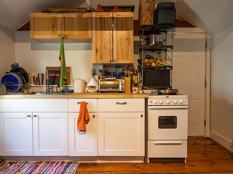 41 Pine St #B — Photo 7