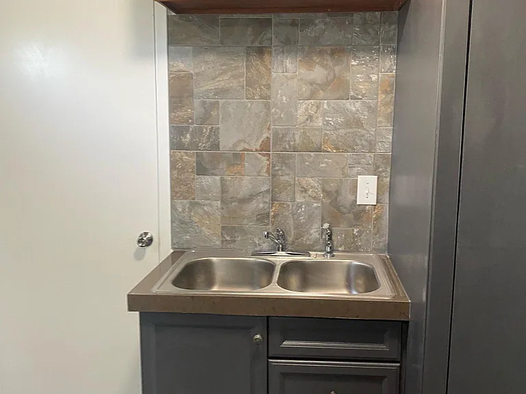 260 E County Road 271 — Photo 3
