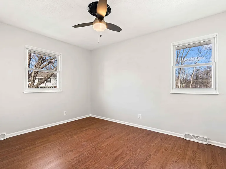 16309 S Queen Ridge Dr — Photo 14