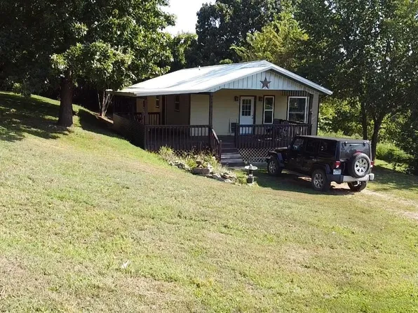 116 Elm St, Lead Hill, AR 72644