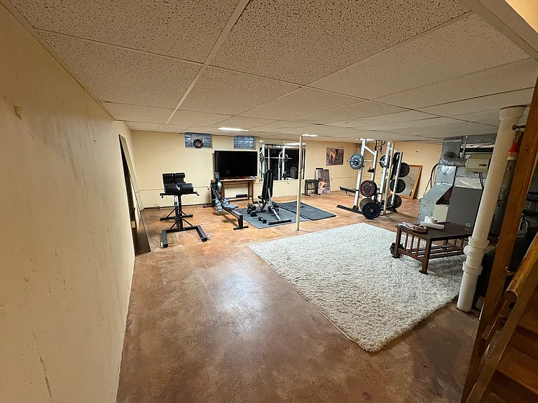 3102 Churchill Dr — Photo 20