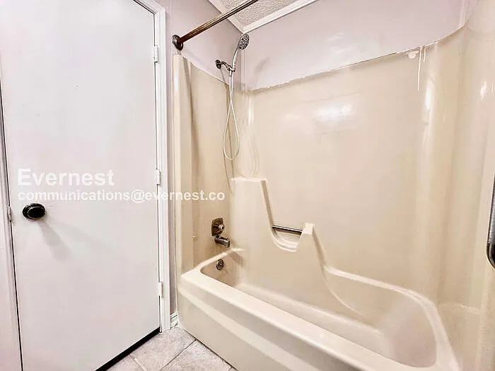 3208 S 137th East Ave — Photo 8