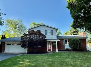 6 Hillside Dr, Batavia, NY 14020