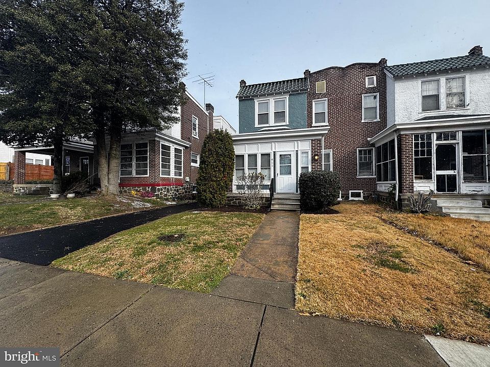 1st image of 411 W 34th St