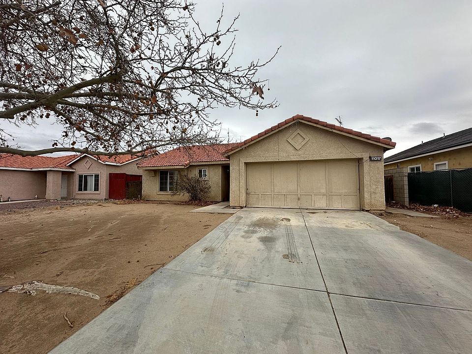 1st image of 11017 Desert Rose Dr