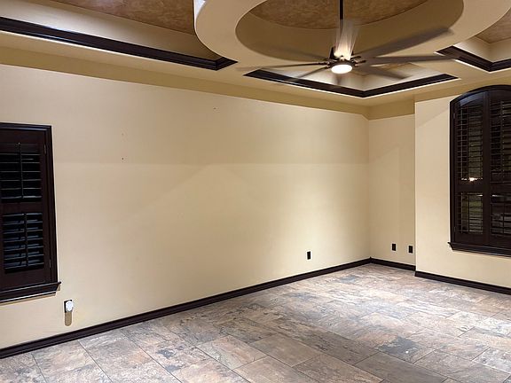 5th image of 405 Michoacan Loop