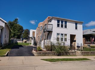 1115 Elizabeth St, Joliet, IL 60435