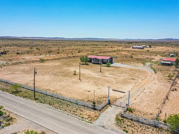 19312 Gary Lee, El Paso, TX 79938