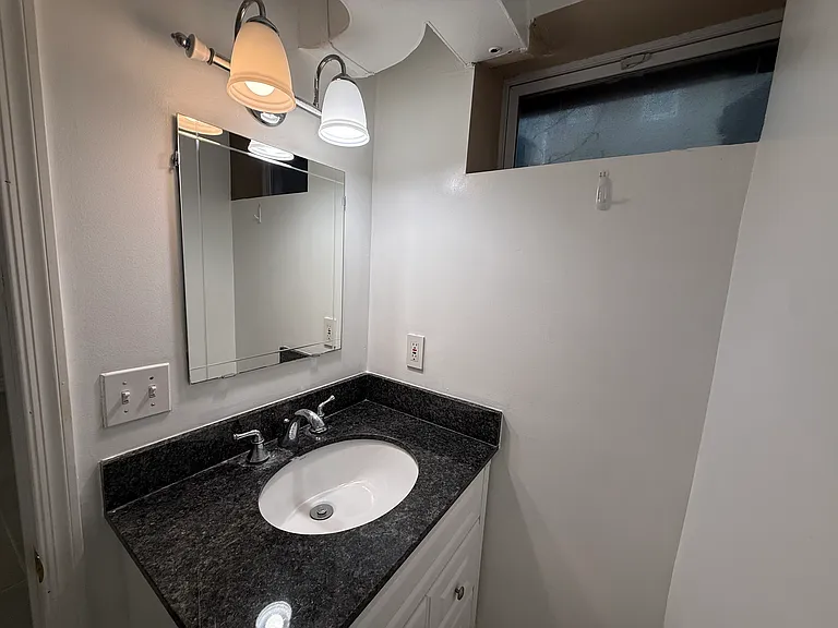 132 Heather Hill Rd — Photo 16
