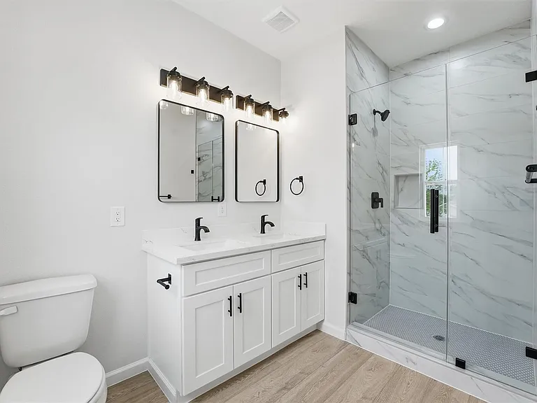 4354 Clover St #A — Photo 23