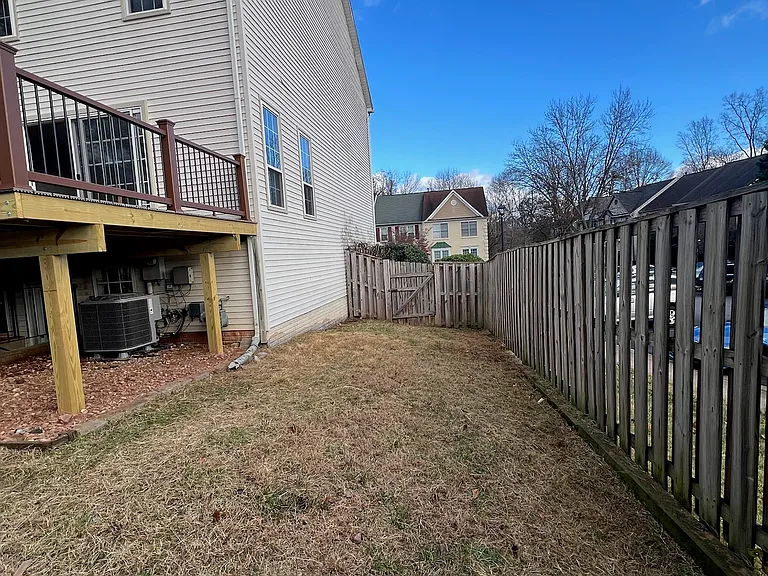 5942 Baron Kent Ln — Photo 24