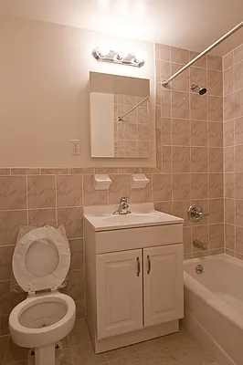 Rented by BLDG | media 19