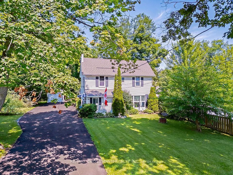 1st image of 66 Maple St