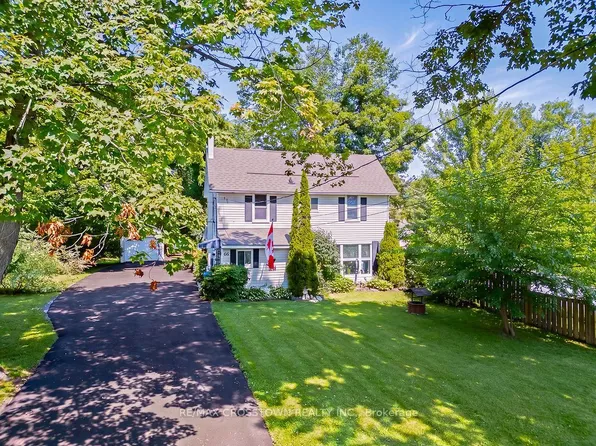 66 Maple St, Tay, ON L0K 2A0