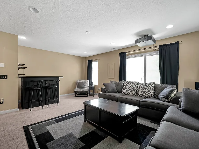 4131 Kinnia Dr — Photo 18