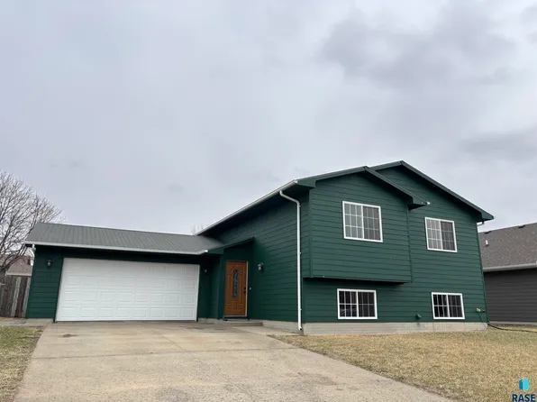 108 N Sund St, Worthing, SD 57077