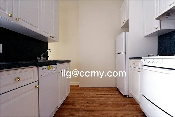 Rented by City Connections Realty | media 21