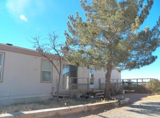 38 Bear Grass Rd, La Luz, NM 88337