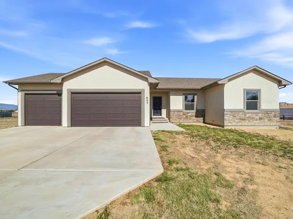 803 S Lone Cowboy Dr, Pueblo West, CO 81007