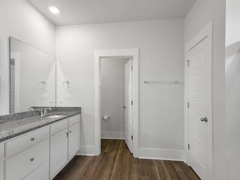 322 Whalebone Ave — Photo 25