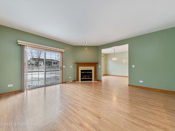 4th image of 3014 Hunt Club Ct