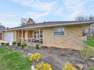 4527 W Ranchview Ave, North Olmsted, OH