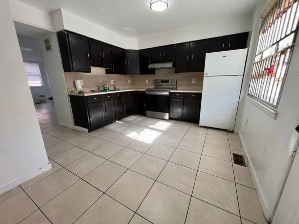 1610 W Diamond St, Philadelphia, PA 19121