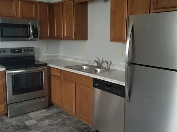 2 SE 190th Rd #3, Warrensburg, MO 64093