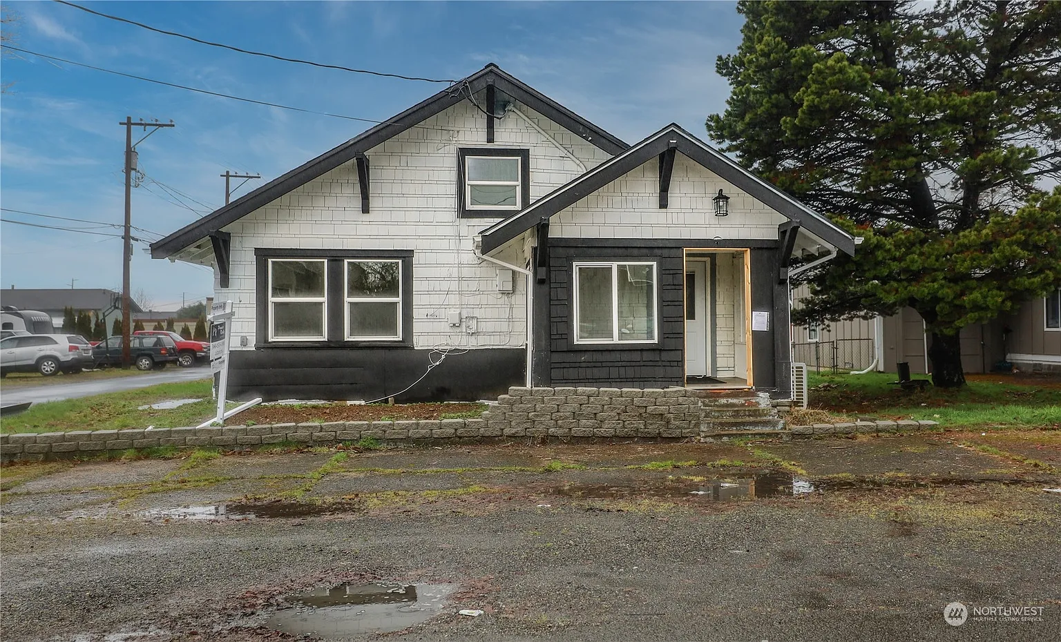 515 Duffy Street photo 1