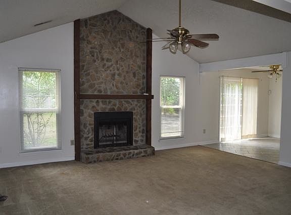 2nd image of 7961 Kittery Ave